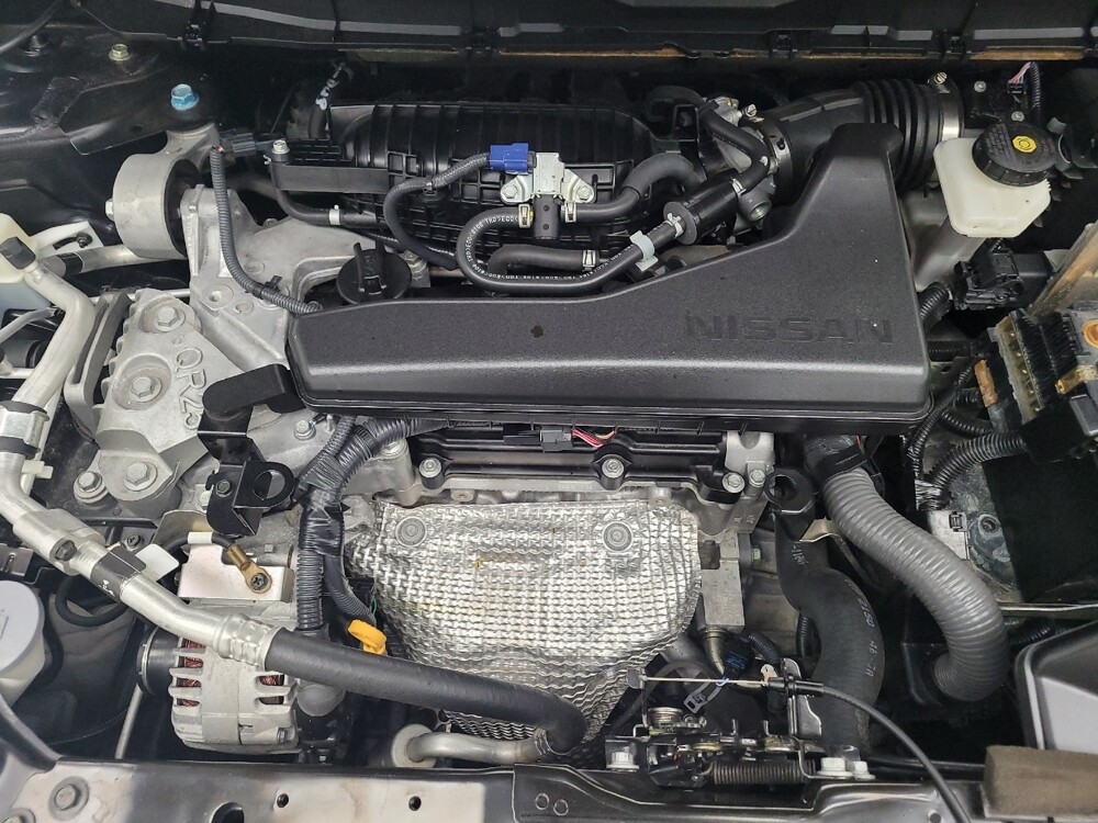 2018 Nissan Rogue in Memphis, TN 38128 - 18096000 30