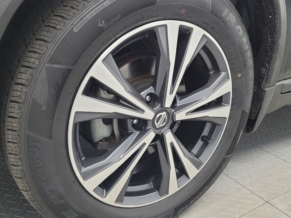 2018 Nissan Rogue in Memphis, TN 38128 - 18096000 31