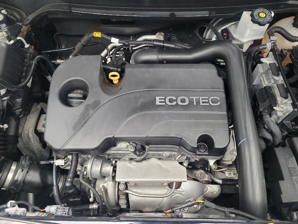 2021 Chevrolet Equinox in Memphis, TN 38115 - 18096002 30