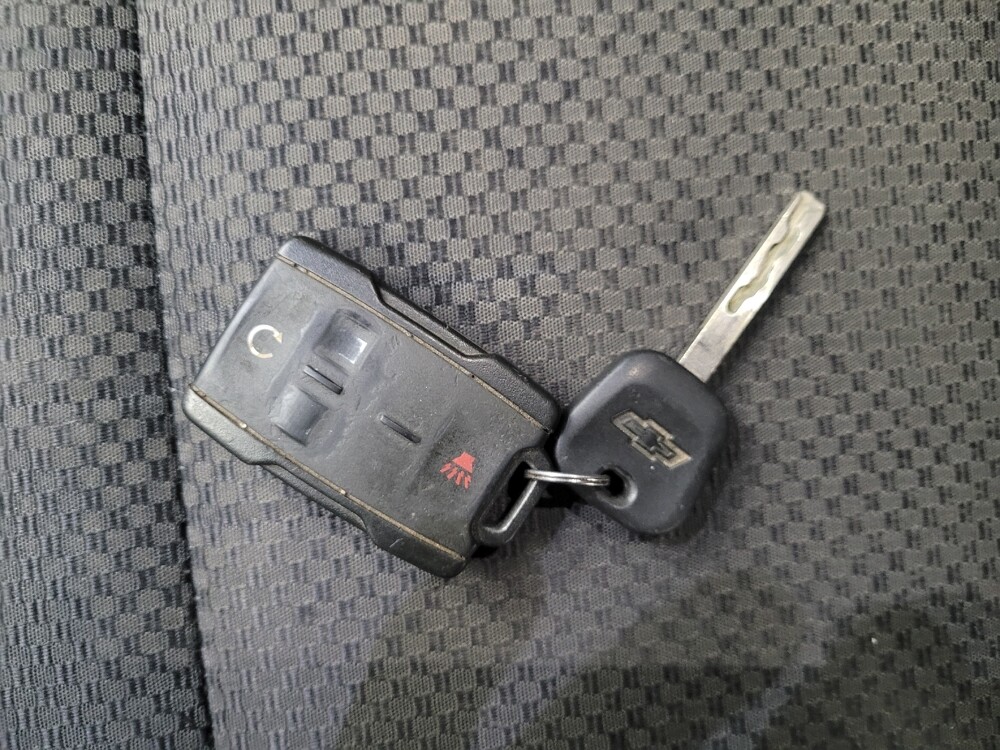 2015 Chevrolet Silverado 1500 in Memphis, TN 38128 - 18096003 32