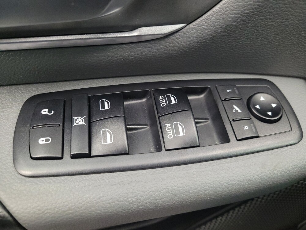 2019 RAM 1500 in Memphis, TN 38128 - 18096004 27