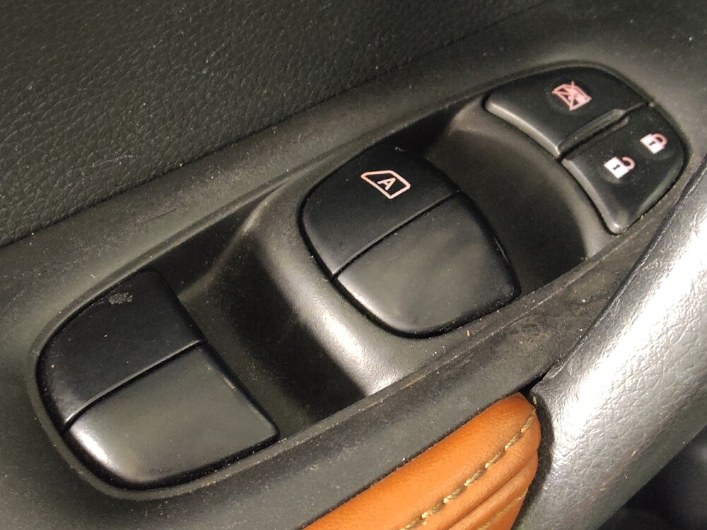 2019 Nissan Rogue in Houston, TX 77060 - 18096005 27