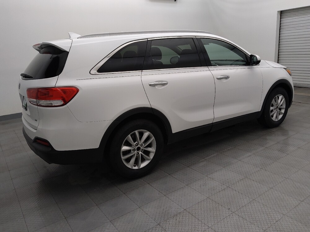2017 Kia Sorento in San Antonio, TX 78238 - 18096007 10