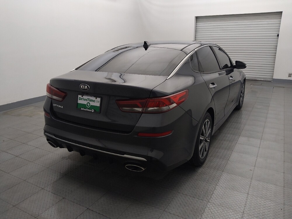2019 Kia Optima in Houston, TX 77060 - 18096008 7