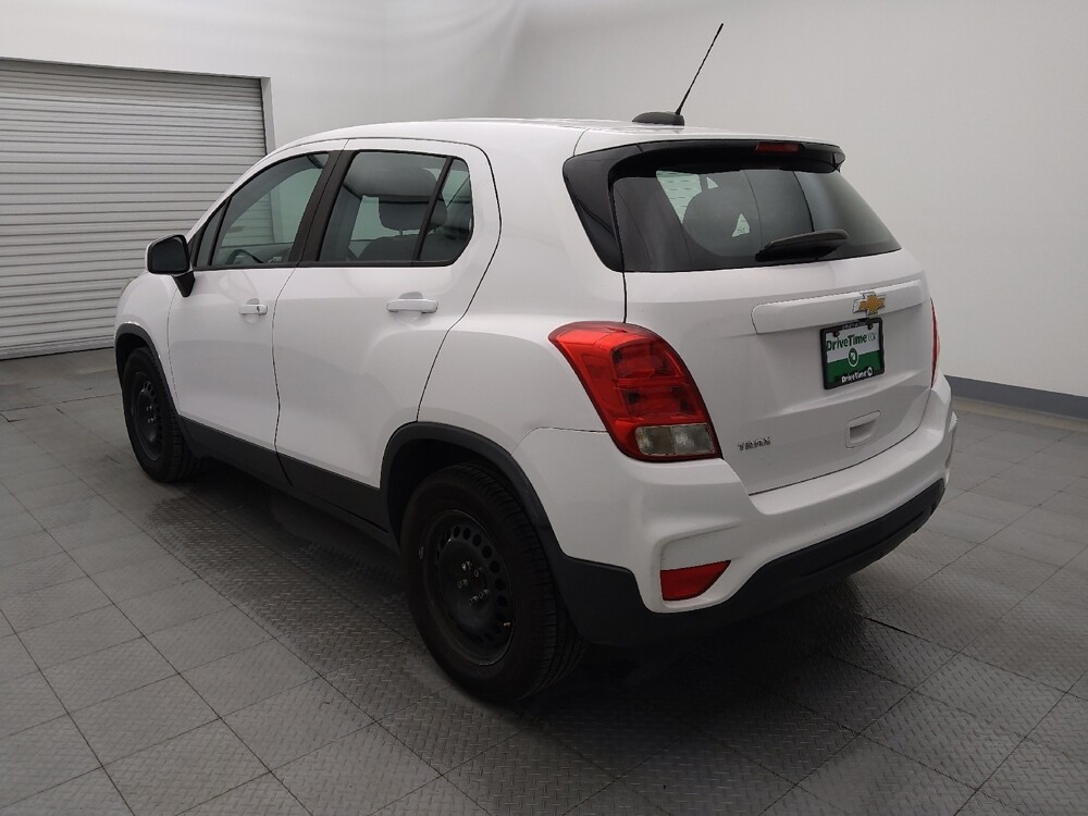 2018 Chevrolet Trax in San Antonio, TX 78238 - 18096010 5