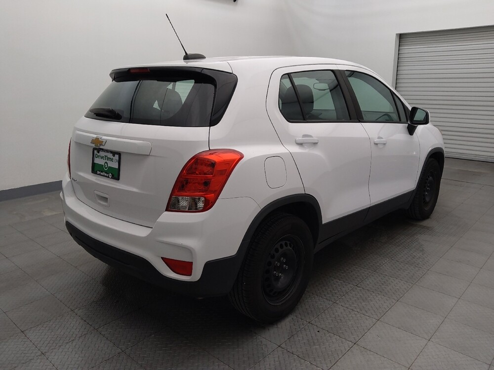 2018 Chevrolet Trax in San Antonio, TX 78238 - 18096010 9
