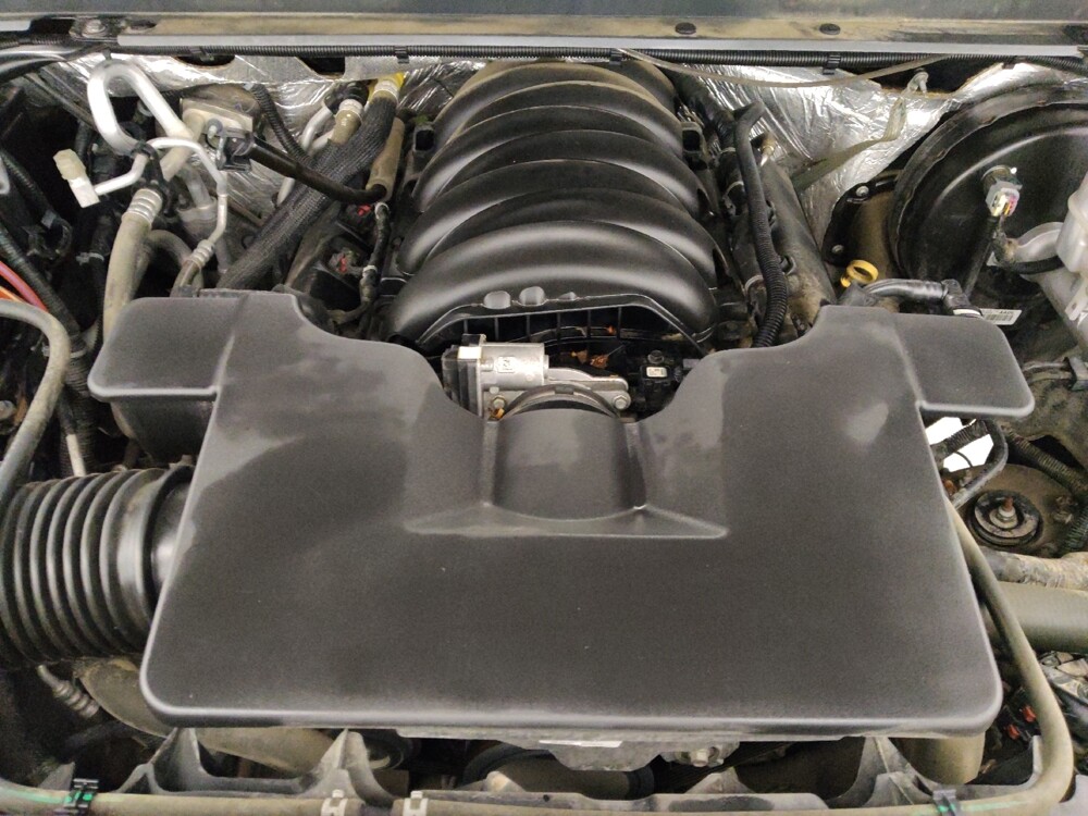 2017 Chevrolet Suburban in San Antonio, TX 78238 - 18096012 30