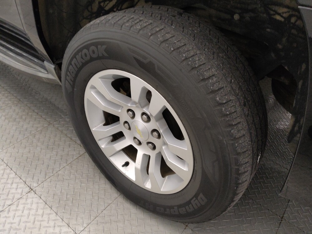 2017 Chevrolet Suburban in San Antonio, TX 78238 - 18096012 31