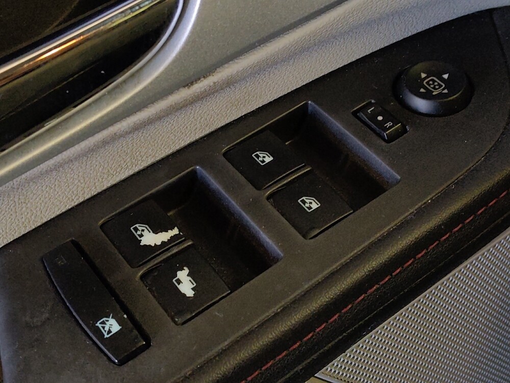 2013 Chevrolet Equinox in Live Oak, TX 78233 - 18096013 27