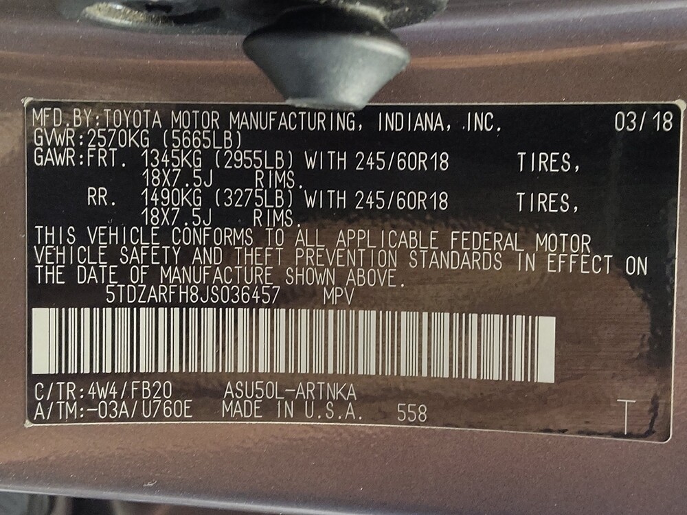 2018 Toyota Highlander in San Antonio, TX 78238 - 18096014 33