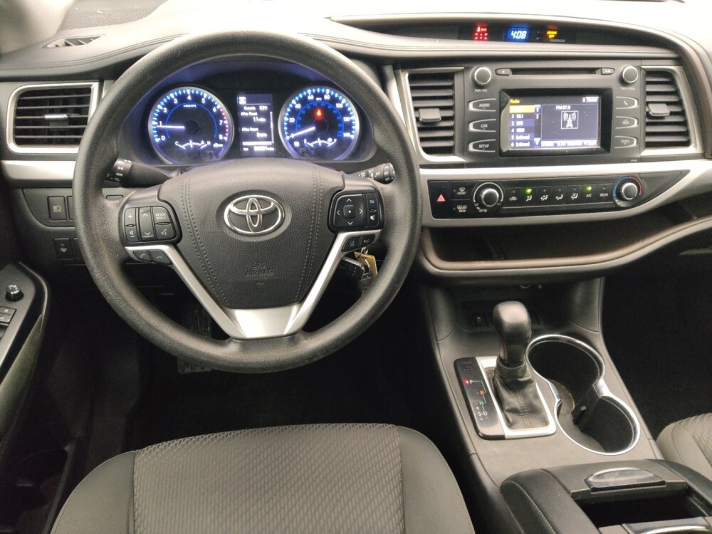 2018 Toyota Highlander in San Antonio, TX 78238 - 18096014 22