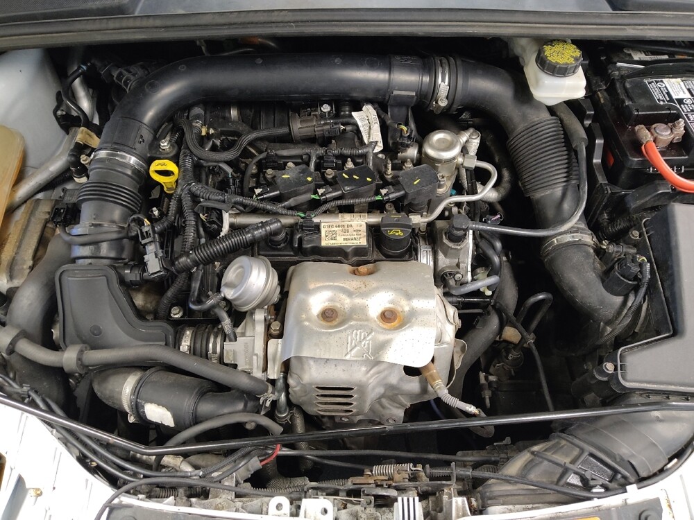 2018 Ford Focus in San Antonio, TX 78238 - 18096019 30