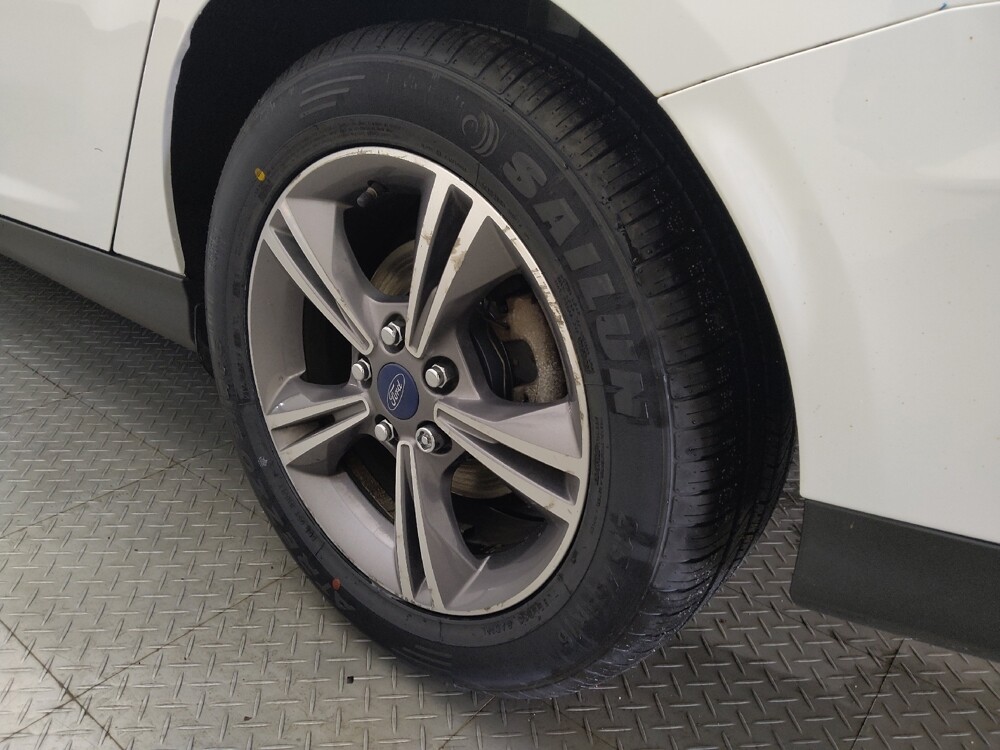 2018 Ford Focus in San Antonio, TX 78238 - 18096019 31