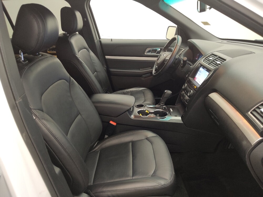 2017 Ford Explorer in Houston, TX 77034 - 18096021 21