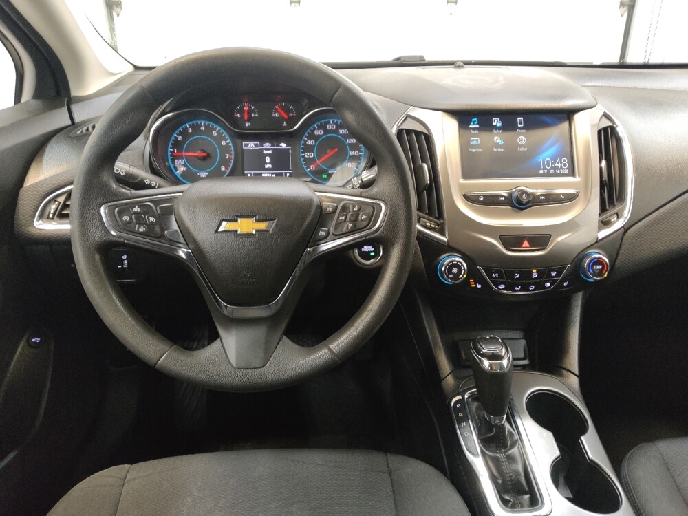 2018 Chevrolet Cruze in Cincinnati, OH 45255 - 18096022 22