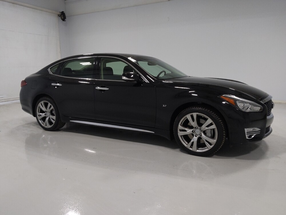 2016 INFINITI Q70 in Columbus, OH 43228 - 18096025 11