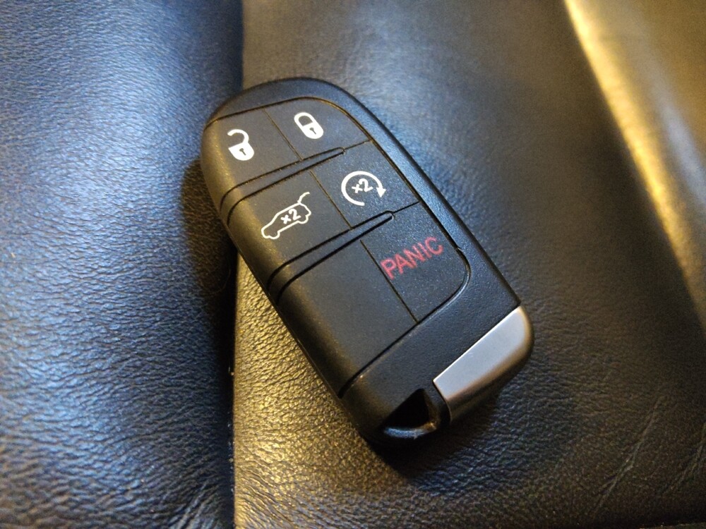 2018 Dodge Durango in Chandler, AZ 85225 - 18096026 32