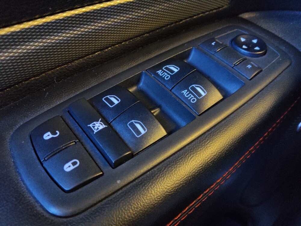 2018 Dodge Durango in Chandler, AZ 85225 - 18096026 27