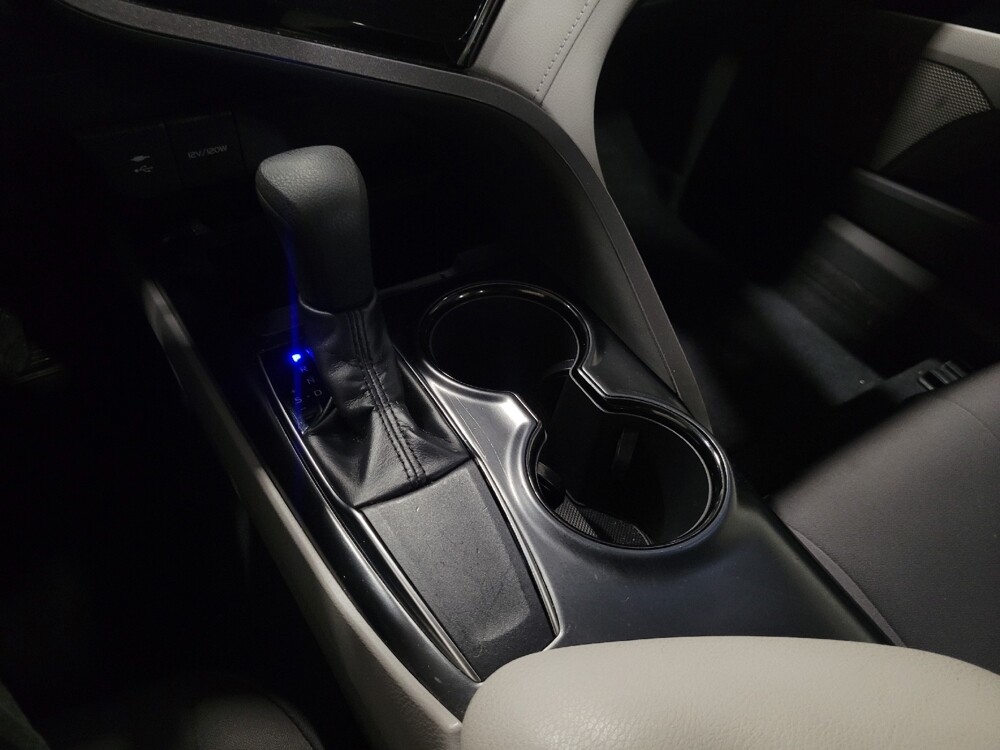 2019 Toyota Camry in Glen Burnie, MD 21061 - 18096029 26