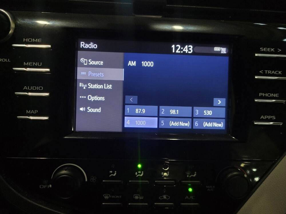 2019 Toyota Camry in Glen Burnie, MD 21061 - 18096029 25