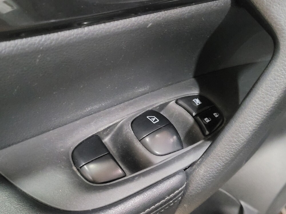 2018 Nissan Rogue in Allentown, PA 18103 - 18096030 27