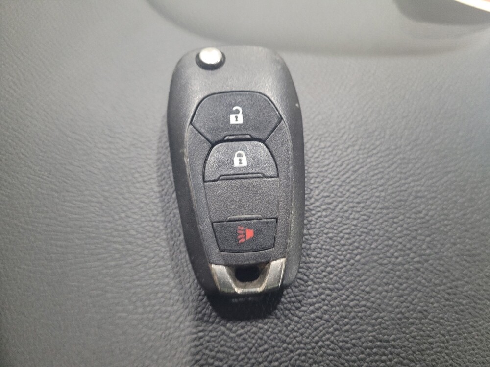 2019 Chevrolet Trax in Plymouth Meeting, PA 19462 - 18096034 32