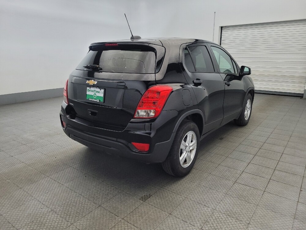 2019 Chevrolet Trax in Plymouth Meeting, PA 19462 - 18096034 9