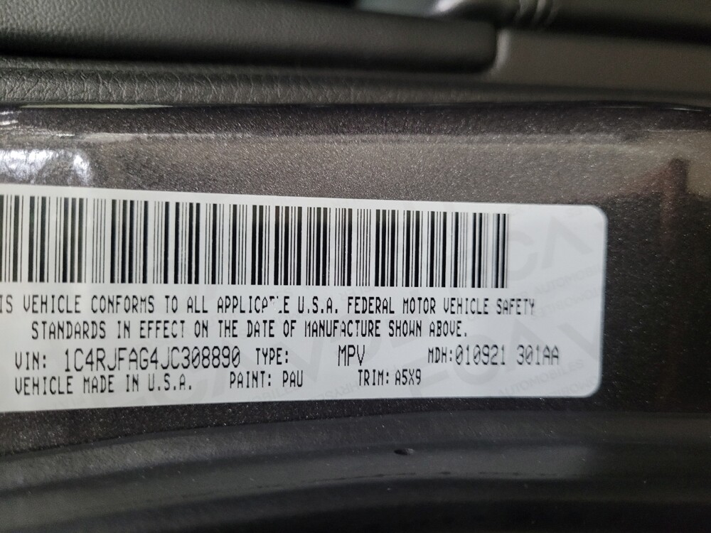 2018 Jeep Grand Cherokee in Owings Mills, MD 21117 - 18096035 33