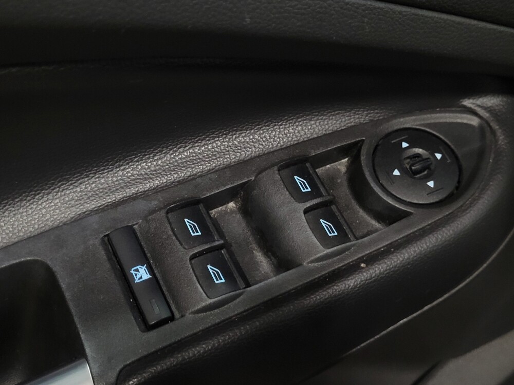 2017 Ford Escape in Langhorne, PA 19047 - 18096037 27