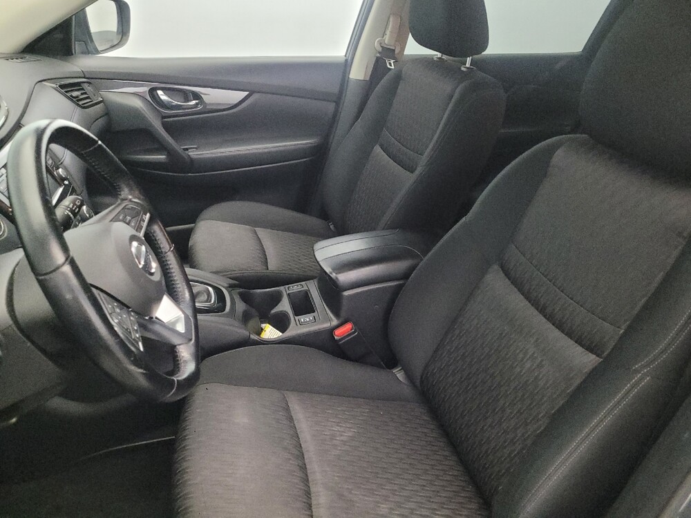 2020 Nissan Rogue in Plymouth Meeting, PA 19462 - 18096040 17