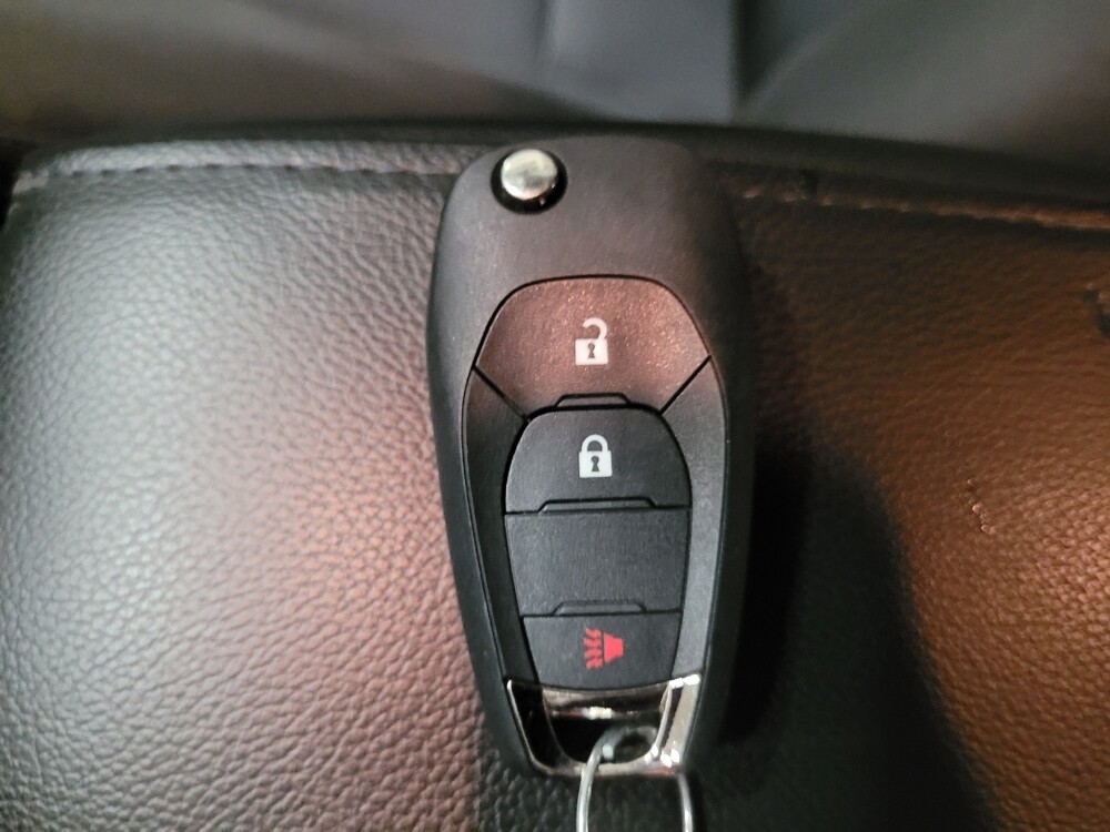 2017 Chevrolet Cruze in Allentown, PA 18103 - 18096043 32