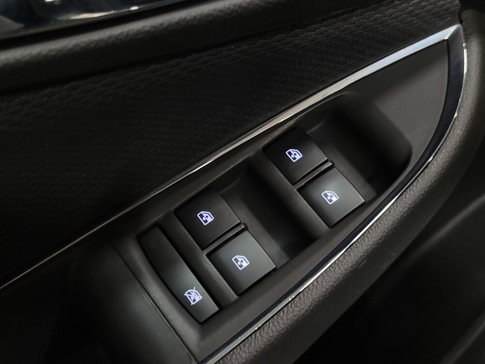 2017 Chevrolet Cruze in Allentown, PA 18103 - 18096043 27