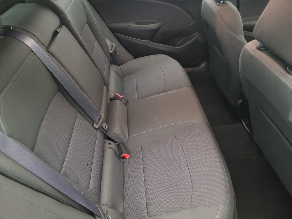 2017 Chevrolet Cruze in Allentown, PA 18103 - 18096043 19