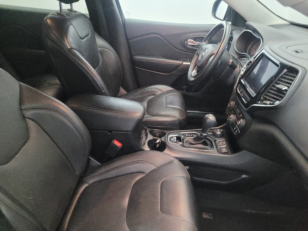 2019 Jeep Cherokee in Newport News, VA 23601 - 18096047 21