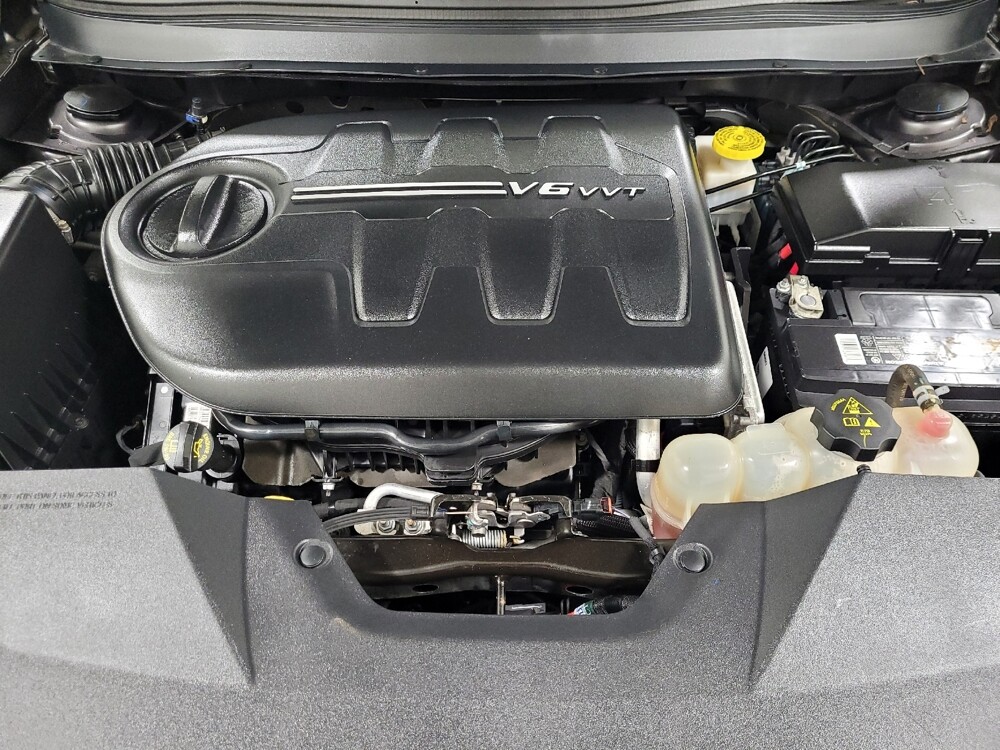 2019 Jeep Cherokee in Pittsburgh, PA 15236 - 18096060 30