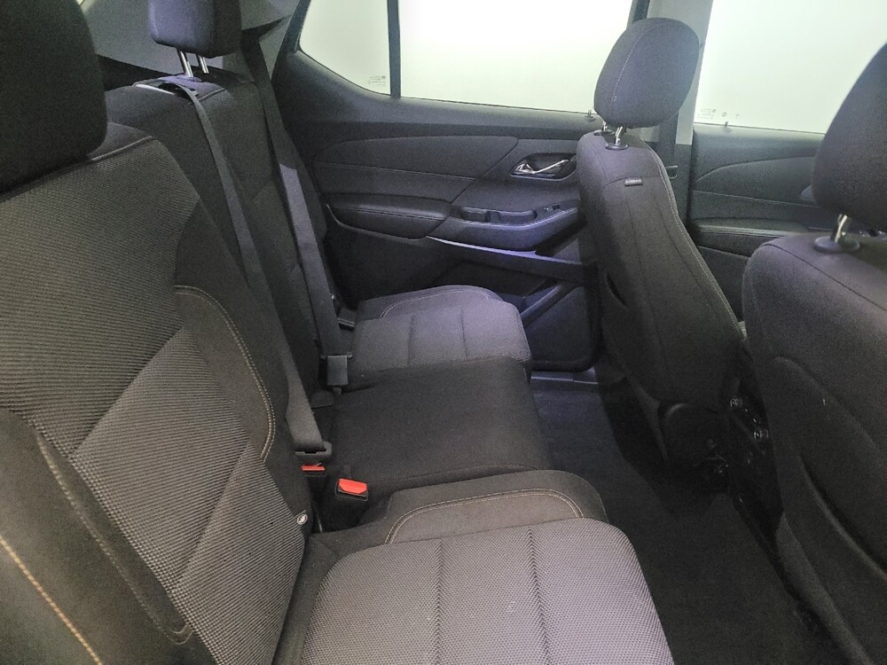 2019 Chevrolet Traverse in Williamstown, NJ 8094 - 18096061 19