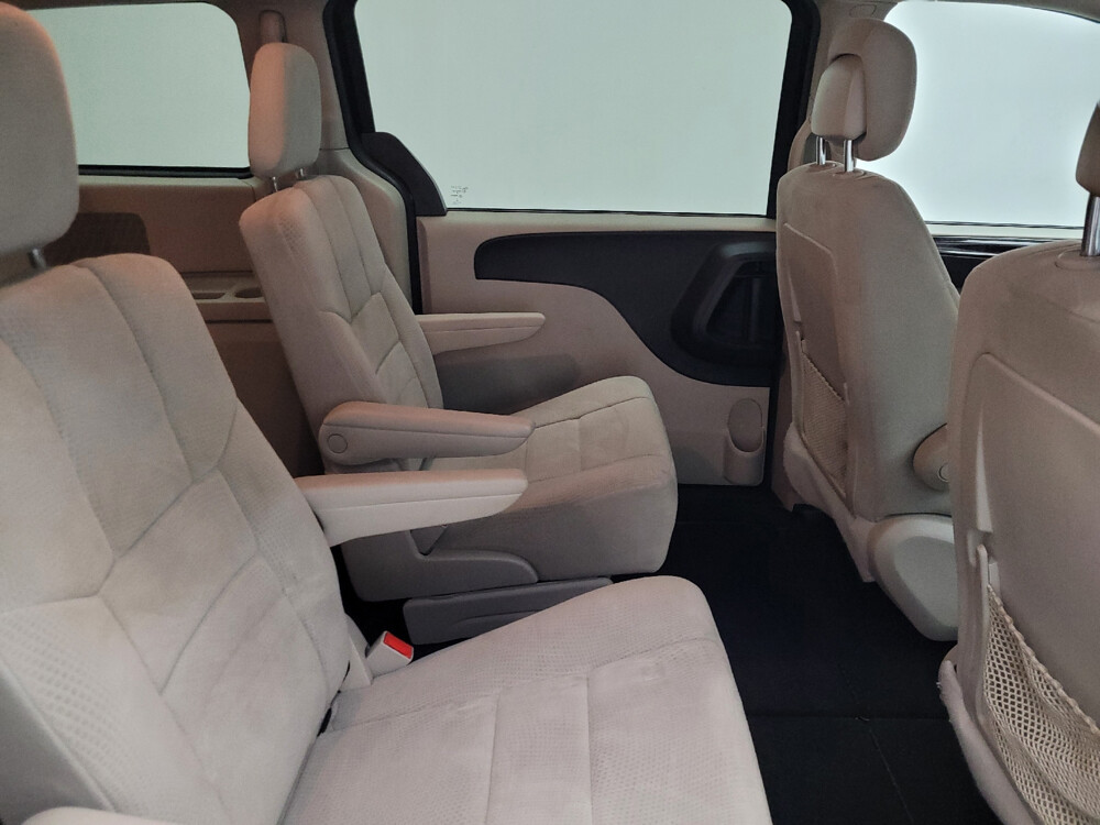 2013 Dodge Grand Caravan in Peoria, IL 61615 - 18096065 19
