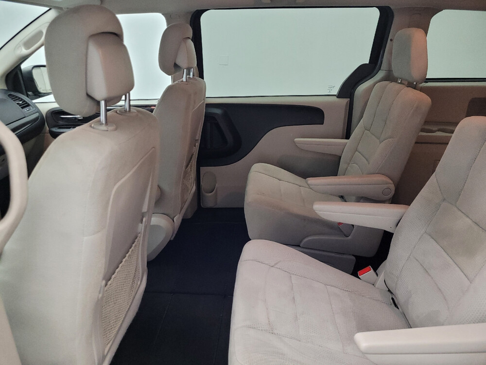 2013 Dodge Grand Caravan in Peoria, IL 61615 - 18096065 18