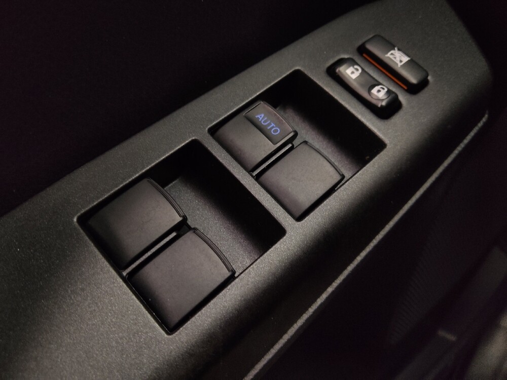 2018 Toyota RAV4 in Mobile, AL 36606 - 18096066 27