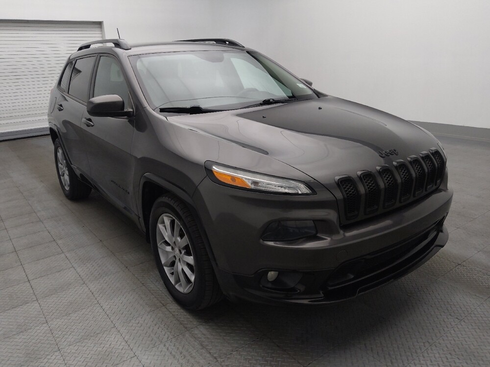 2018 Jeep Cherokee in Orlando, FL 32808 - 18096072 13