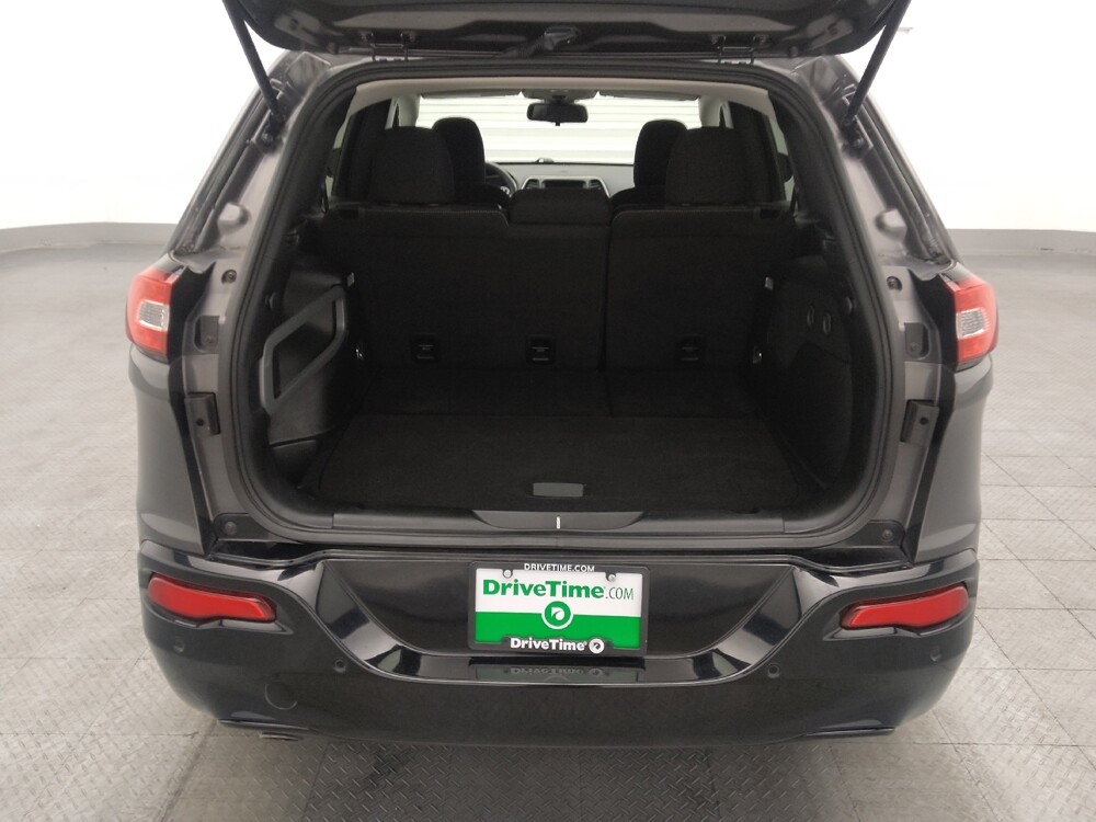 2018 Jeep Cherokee in Orlando, FL 32808 - 18096072 29