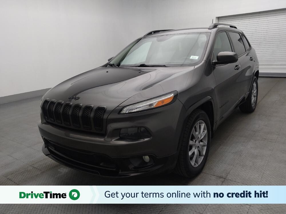 2018 Jeep Cherokee in Orlando, FL 32808 - 18096072