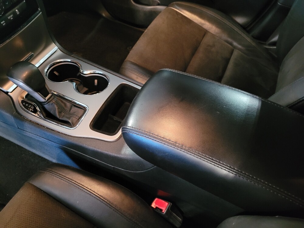 2020 Jeep Grand Cherokee in Orlando, FL 32808 - 18096073 26