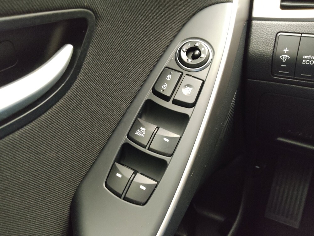 2017 Hyundai Elantra in Midlothian, IL 60445 - 18096074 27