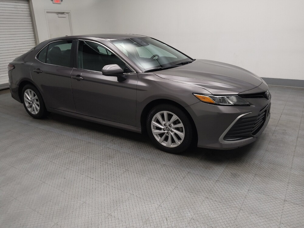 2022 Toyota Camry in Lombard, IL 60148 - 18096076 11