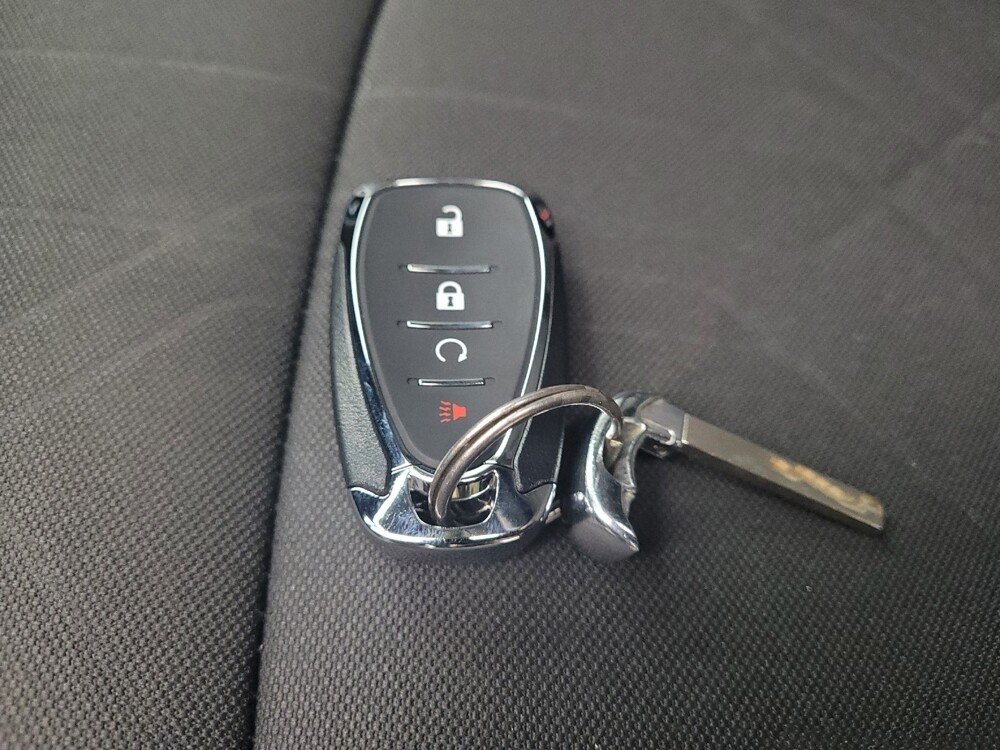 2020 Chevrolet Trax in Eastpointe, MI 48021 - 18096079 32