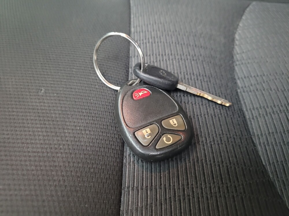 2017 Chevrolet Traverse in Eastpointe, MI 48021 - 18096080 32