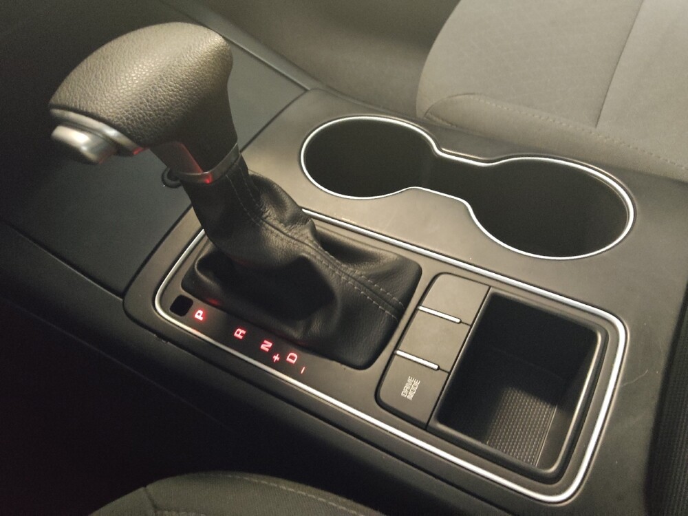 2019 Kia Sorento in Houston, TX 77074 - 18096083 26