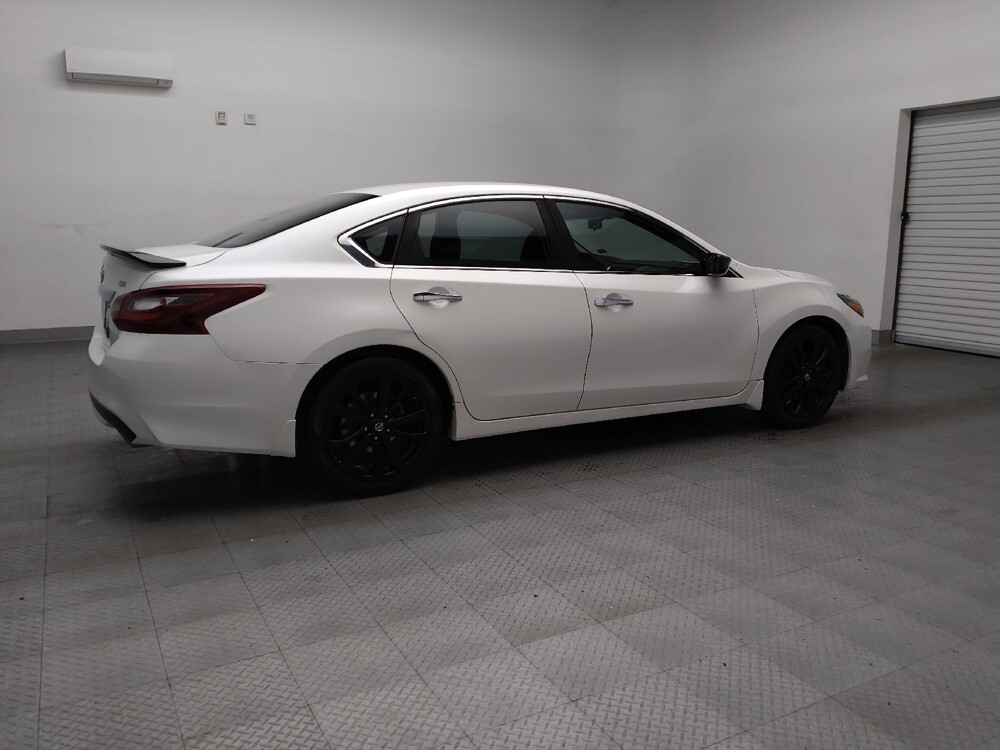 2017 Nissan Altima in Fort Worth, TX 76116 - 18096087 10