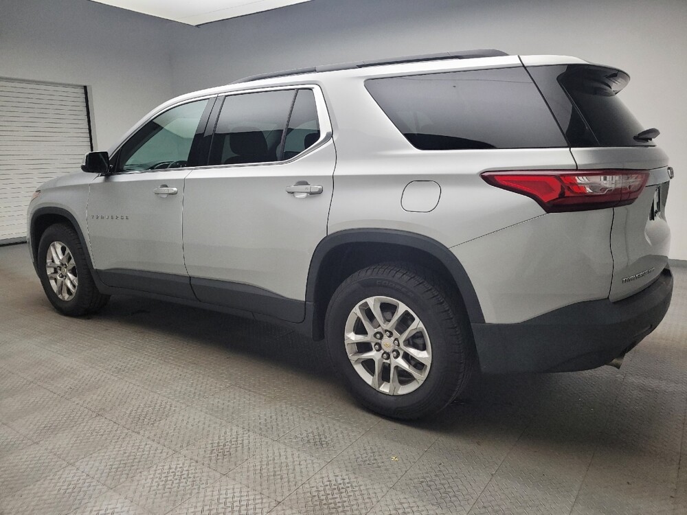2019 Chevrolet Traverse in Eastpointe, MI 48021 - 18096088 3
